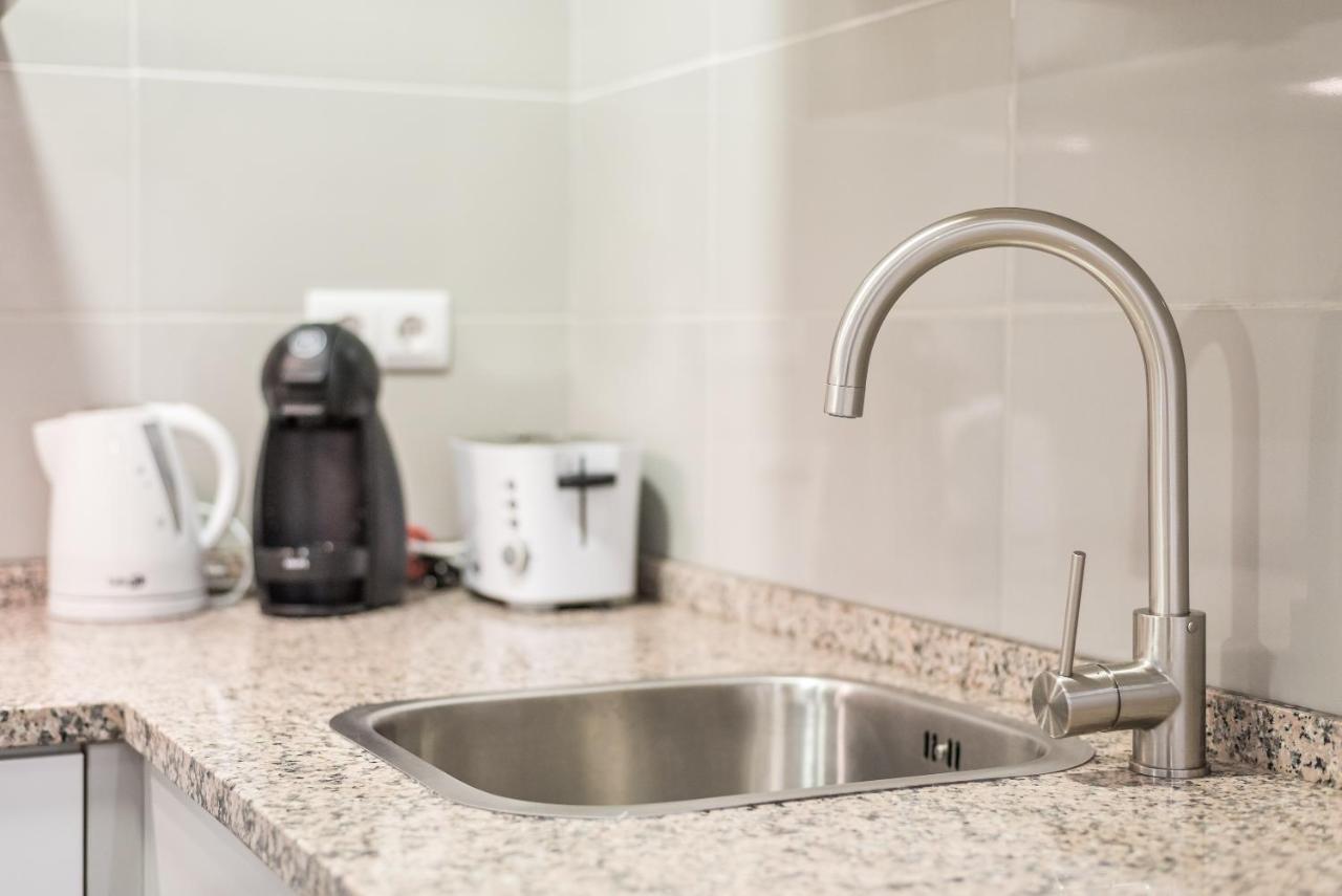 Guestready - The First Apartment Порто Екстериор снимка