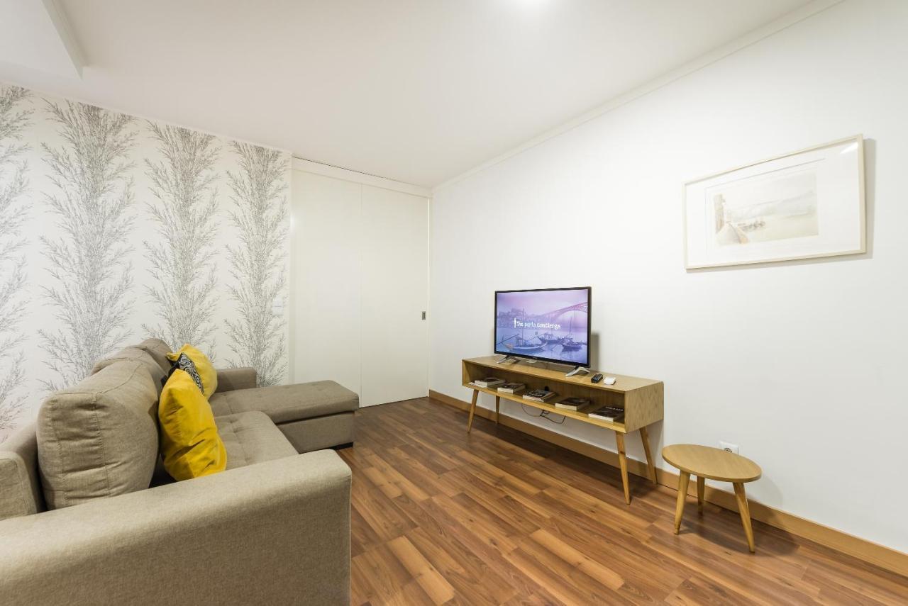 Guestready - The First Apartment Порто Екстериор снимка